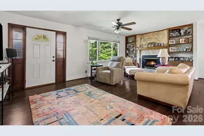 7107 Rolling Hills Drive, Sherrills Ford, NC 28673 - Photo 16