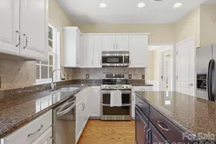 6747 Fieldstone Manor Dr, Matthews, NC 28105 - Photo 24