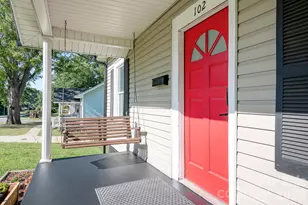 102 Madora St, Mount Holly, NC 28120 - Photo 4