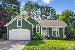 12210 Landing Green Dr, Charlotte, NC 28277 - Photo 1