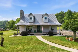73 Rivercrest Ct, Canton, NC 28716 - Photo 2