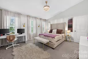 1031 Plaza Walk Dr, Charlotte, NC 28215 - Photo 18