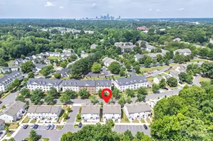 1031 Plaza Walk Dr, Charlotte, NC 28215 - Photo 28