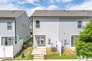 1031 Plaza Walk Dr, Charlotte, NC 28215 - Photo 24