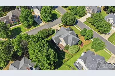 11204 Tavernay Parkway, Charlotte, NC 28262 - Photo 38