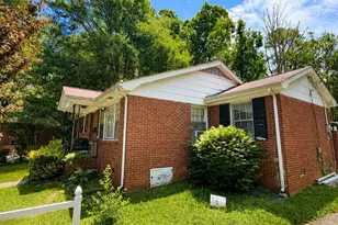 4310 Gillespie Ct, Charlotte, NC 28205 - Photo 2