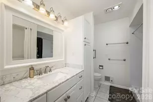 615 Goldview Dr, Hendersonville, NC 28791 - Photo 24