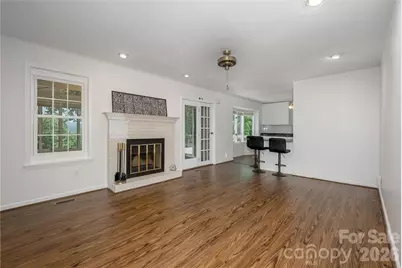 615 Goldview Drive, Hendersonville, NC 28791 - Photo 12