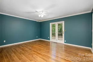 615 Goldview Dr, Hendersonville, NC 28791 - Photo 22
