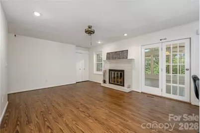 615 Goldview Drive, Hendersonville, NC 28791 - Photo 10