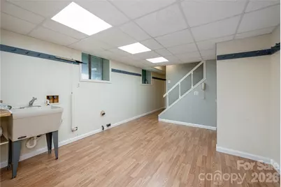 615 Goldview Drive, Hendersonville, NC 28791 - Photo 30