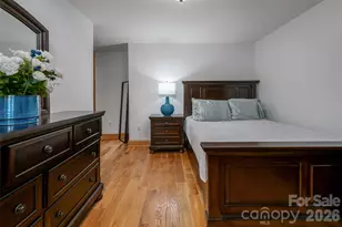 86 Holiday Dr, Hendersonville, NC 28739 - Photo 14