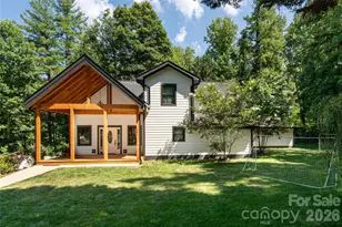 86 Holiday Dr, Hendersonville, NC 28739 - Photo 2