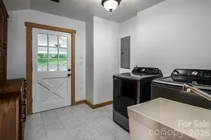 86 Holiday Dr, Hendersonville, NC 28739 - Photo 18