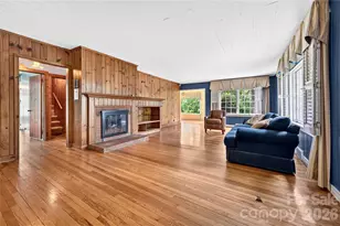 25 Inglewood Rd, Asheville, NC 28804 - Photo 4