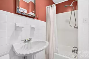 25 Inglewood Rd, Asheville, NC 28804 - Photo 20