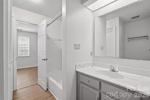 2954 Iron Gate Ln, Charlotte, NC 28212 - Photo 24