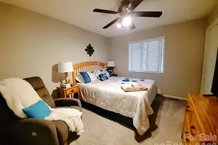 318 Rutledge Rd, Mount Holly, NC 28120 - Photo 16