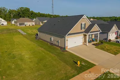 7212 Indigo Way, Denver, NC 28037 - Photo 2