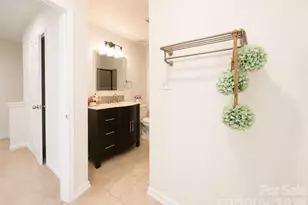 2049 Flushing Ct, Charlotte, NC 28215 - Photo 14