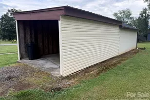 108 Fletcher St, Morganton, NC 28655 - Photo 26