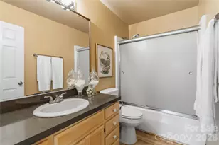 6933 Albaneen Ct, Charlotte, NC 28215 - Photo 26