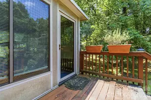 6933 Albaneen Ct, Charlotte, NC 28215 - Photo 34