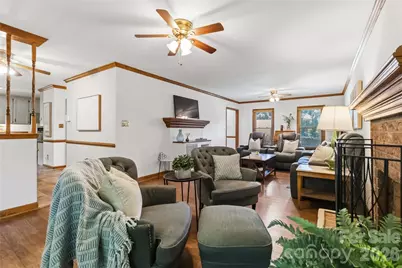 6933 Albaneen Court, Charlotte, NC 28215 - Photo 16