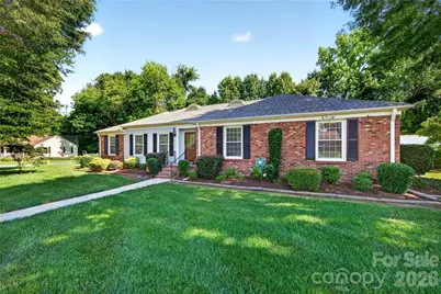 6801 Rambling Rose Drive, Charlotte, NC 28212 - Photo 2