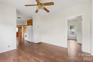 1013 7th St NE, Hickory, NC 28601 - Photo 10