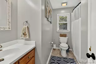 4411 Poplar Grove Dr, Charlotte, NC 28269 - Photo 32