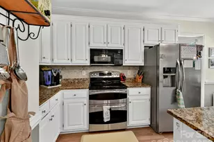 4411 Poplar Grove Dr, Charlotte, NC 28269 - Photo 18