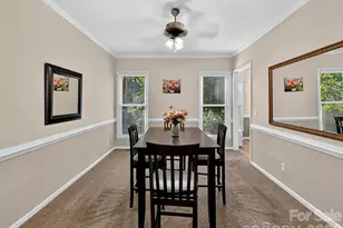 4411 Poplar Grove Dr, Charlotte, NC 28269 - Photo 10