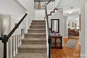 4411 Poplar Grove Dr, Charlotte, NC 28269 - Photo 6