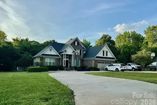 1093 Fairfield Dr, Gastonia, NC 28054 - Photo 1