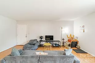 9519 University Terrace Dr, Charlotte, NC 28262 - Photo 12
