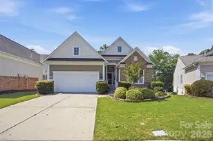 27071 Sanderling Ct, Fort Mill, SC 29707 - Photo 2