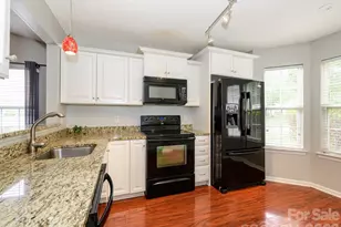 4821 Renfrew Dr, Concord, NC 28027 - Photo 10
