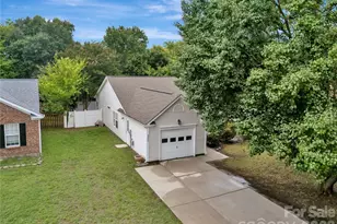 4821 Renfrew Dr, Concord, NC 28027 - Photo 32