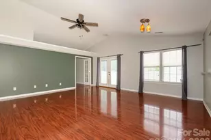 4821 Renfrew Dr, Concord, NC 28027 - Photo 6