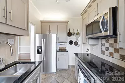 301 W 10th Street #506, Charlotte, NC 28202 - Photo 10