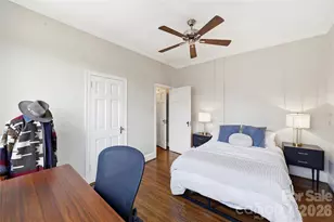 301 W 10th St, Charlotte, NC 28202 - Photo 22