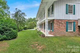 106 Flora-Lina Dr, Brevard, NC 28712 - Photo 6