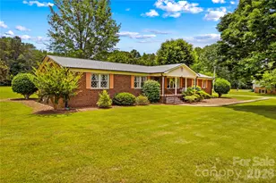 117 Fonda Rd, Statesville, NC 28677 - Photo 2
