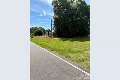 1323 Hill Road, Lincolnton, NC 28092 - Photo 2