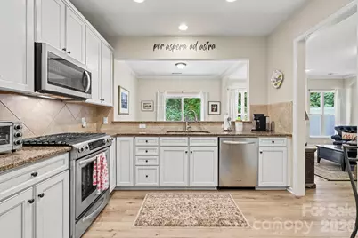 16247 Annahill Court, Charlotte, NC 28277 - Photo 6