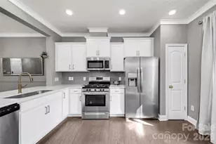 11451 Red Rust Ln, Charlotte, NC 28277 - Photo 14