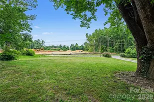 6931 Robinson Church Rd, Charlotte, NC 28215 - Photo 24