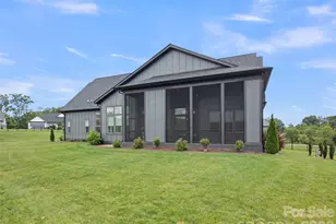 582 Daniel Cir Dr, Mills River, NC 28759 - Photo 40