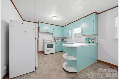 4219 Benfield Drive, Hudson, NC 28638 - Photo 10